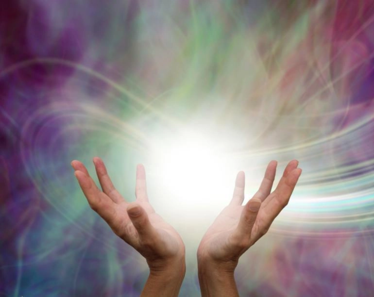 Como Funciona Reiki à Distância Online